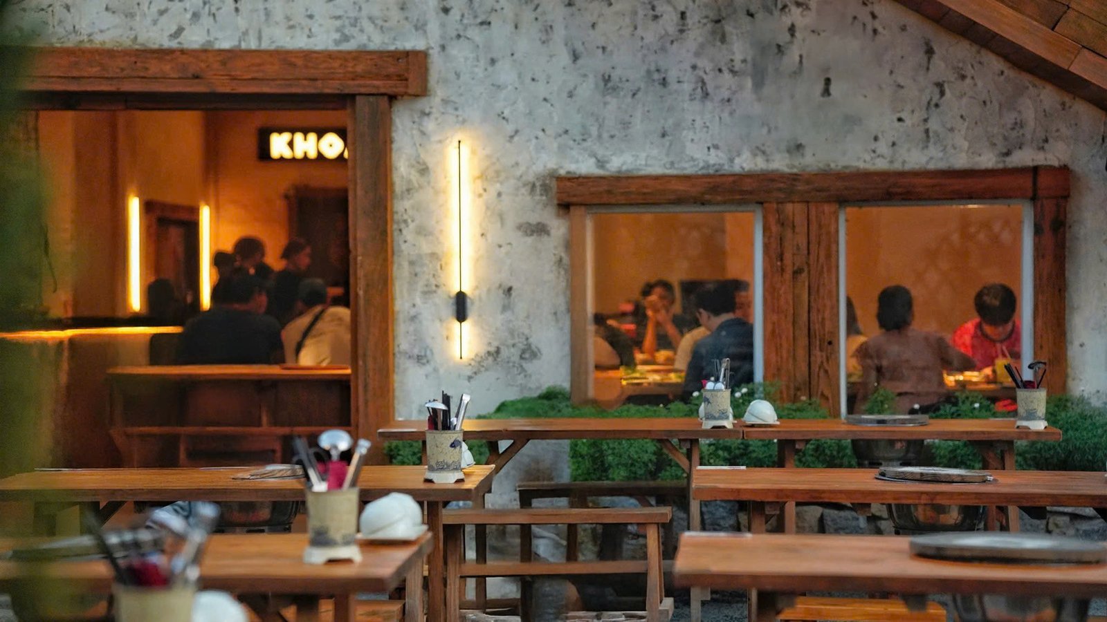 Từ khắp mọi miền